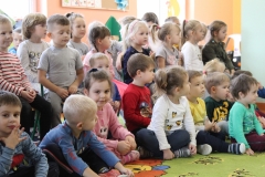 Spektakl pt. "Wielkie wydarzenia w świecie małych ludzi"