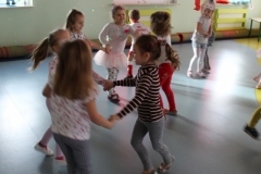 Zabawa karnawałowa "Na sportowo"